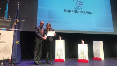 ANGELA PEREZ PREMIO_169