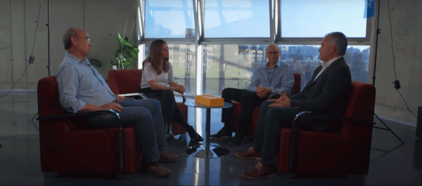 GIF_DEBATE2